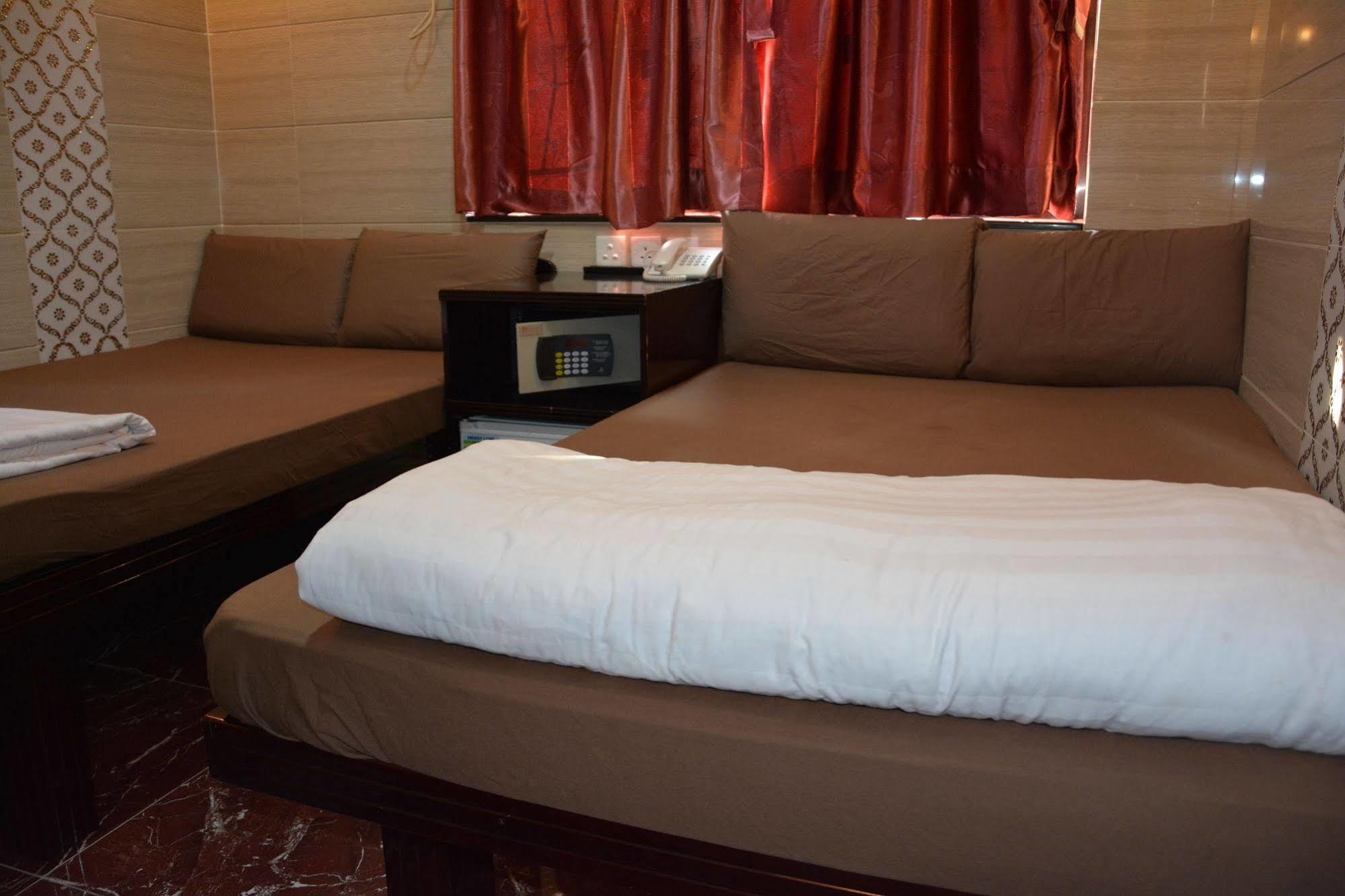 Everest Hostel Hong Kong Bagian luar foto