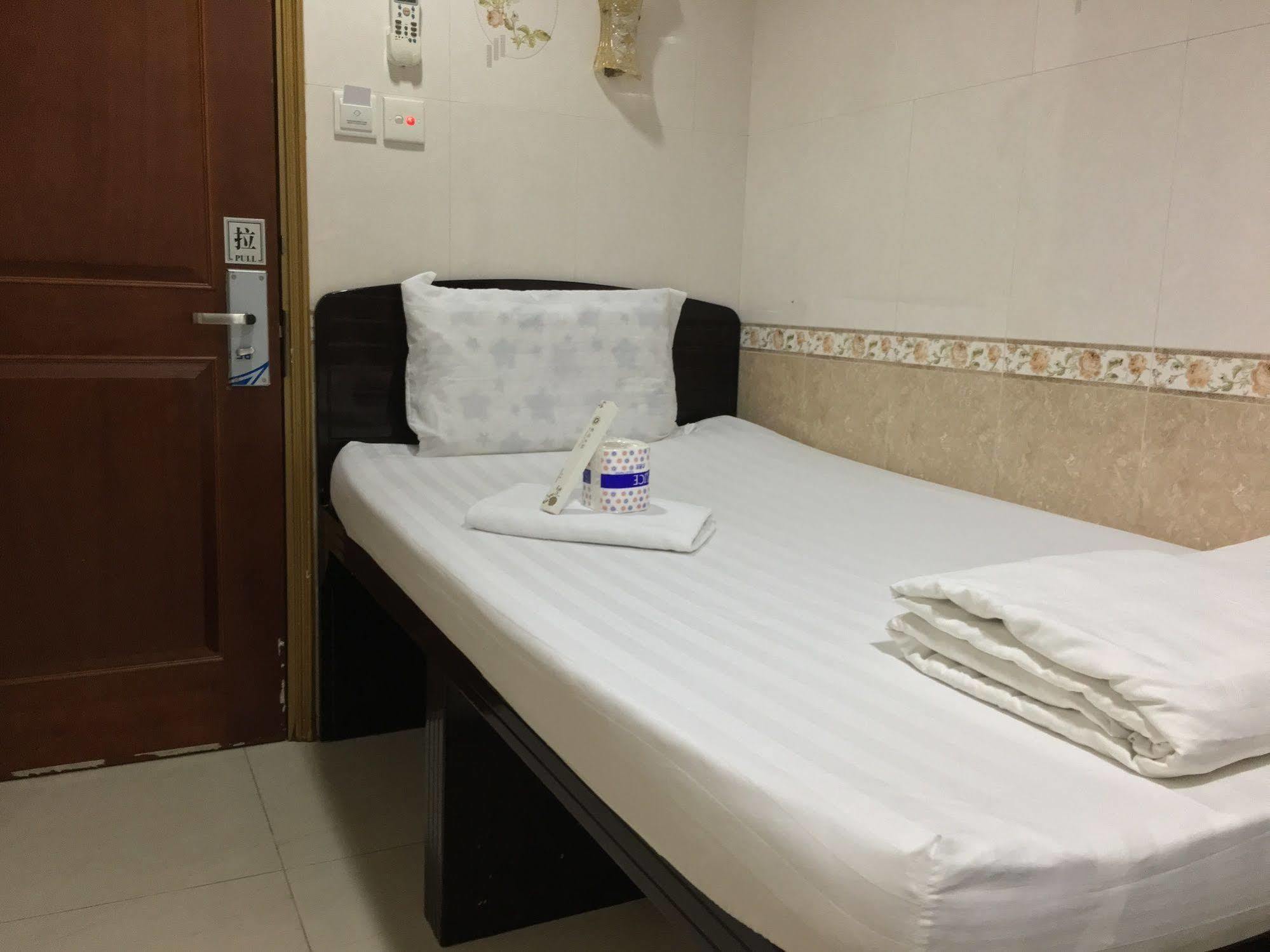 Everest Hostel Hong Kong Bagian luar foto