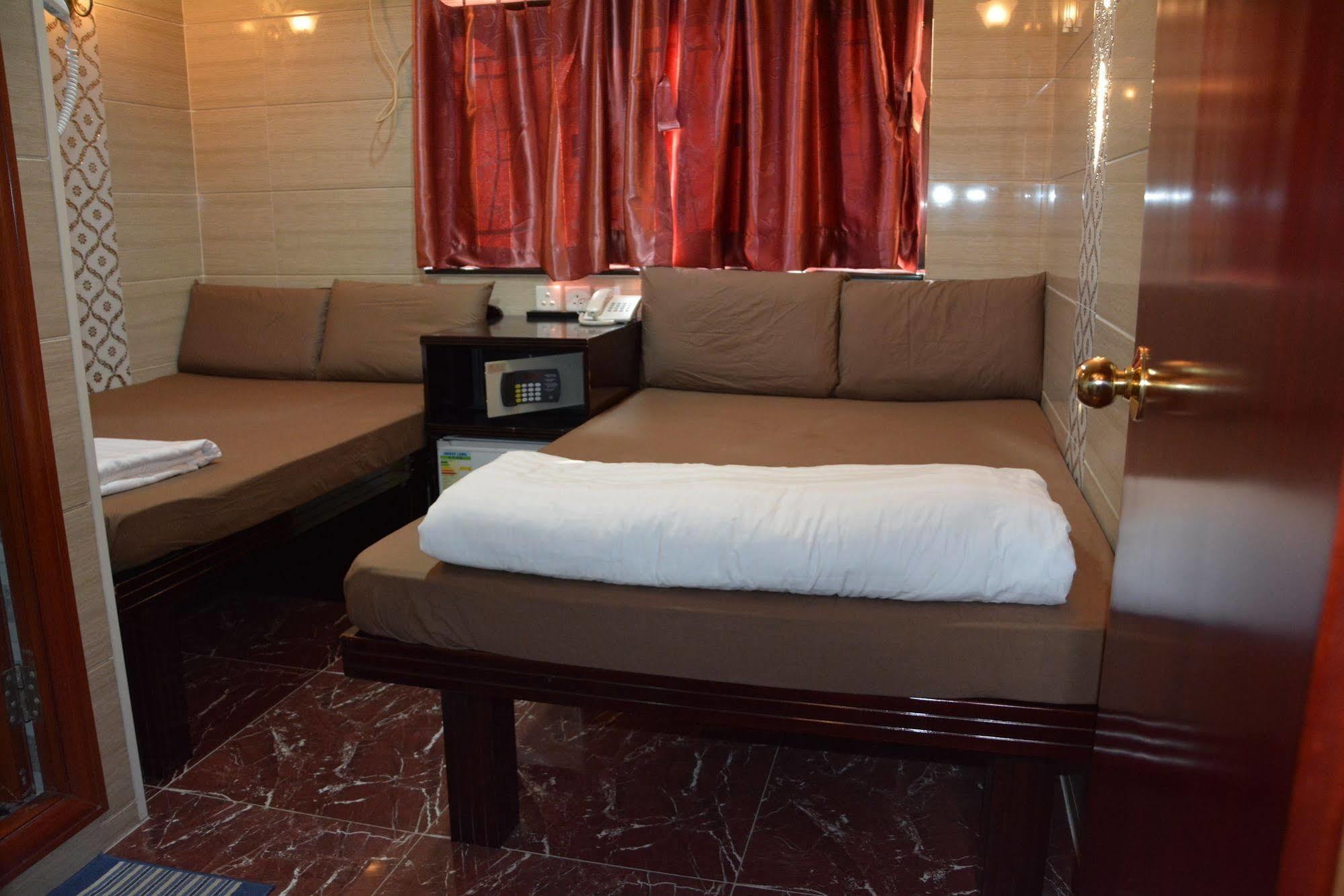 Everest Hostel Hong Kong Bagian luar foto