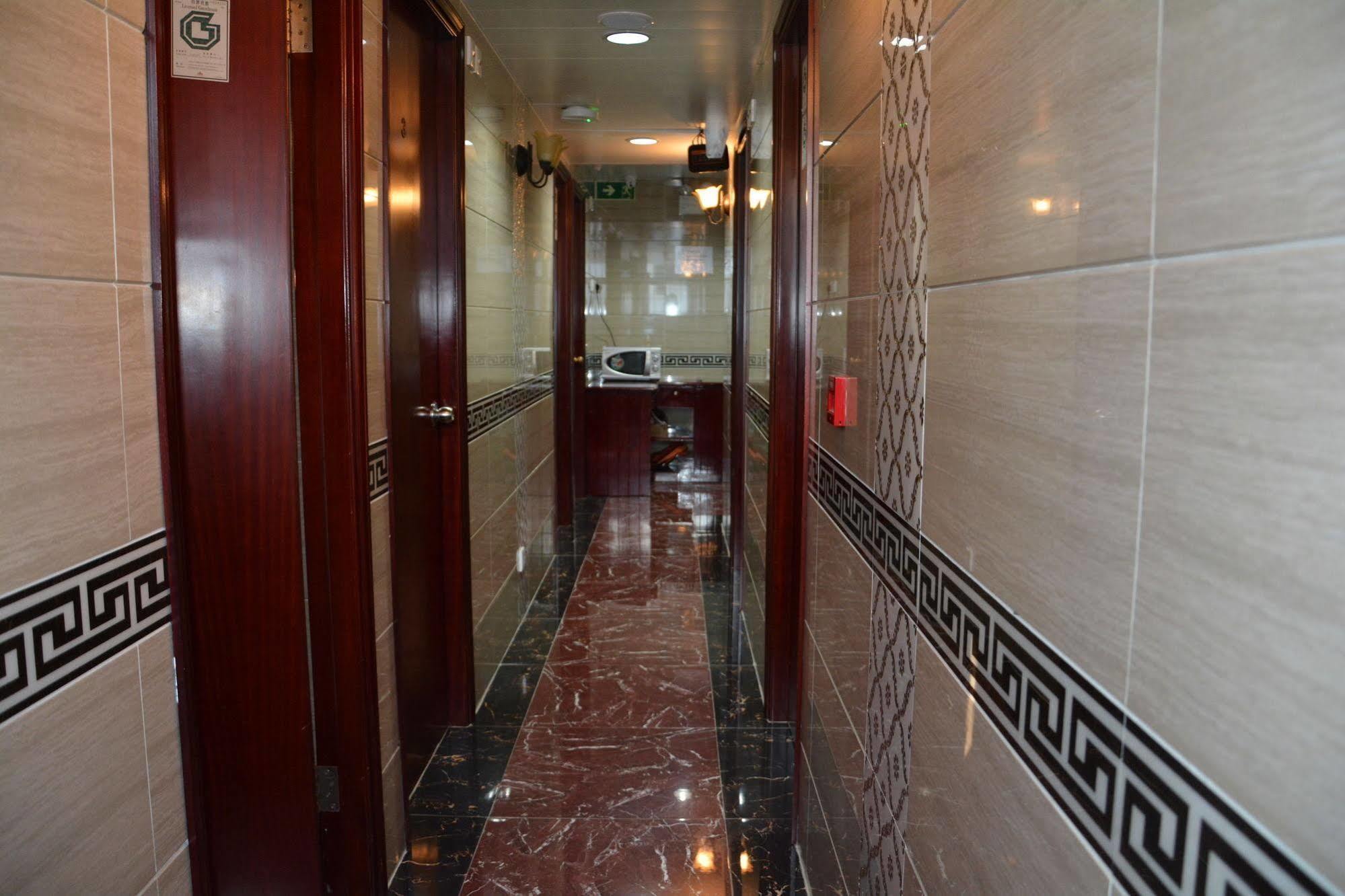 Everest Hostel Hong Kong Bagian luar foto